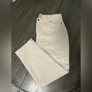 Nike Women’s Slim Fit Light Khakis Size 14 New With Tags
